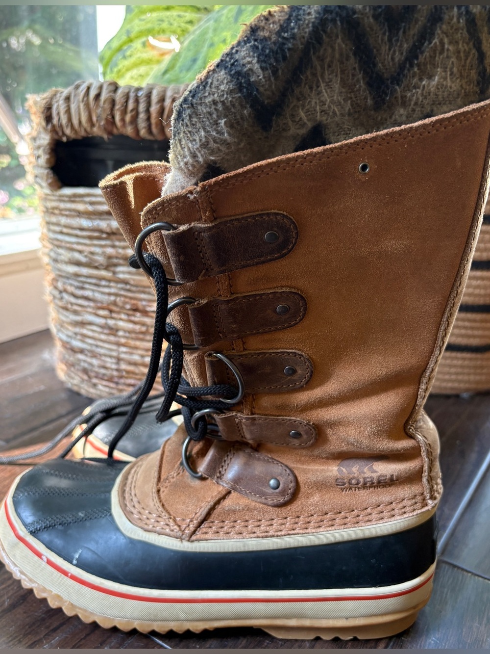 Sorel leather waterproof winter boots